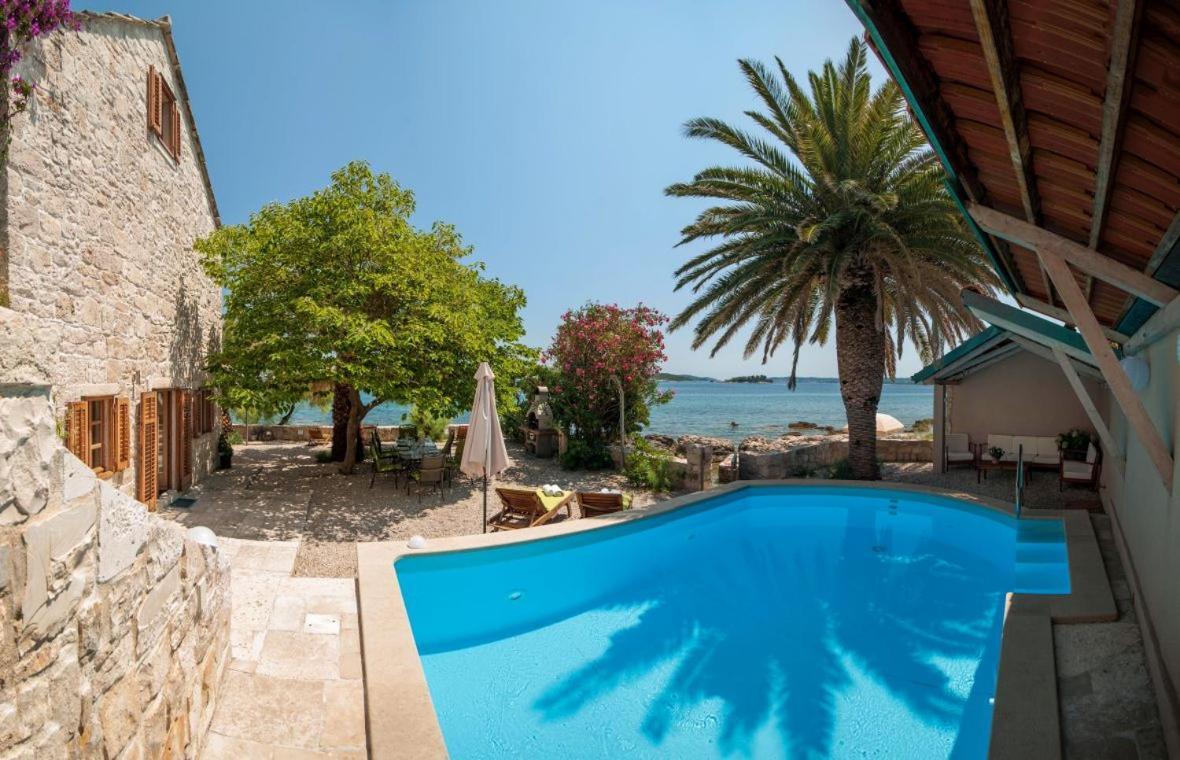 Luxury Beachfront Villa Mare With Private Pool At The Beach Orebic - Peljesac Экстерьер фото